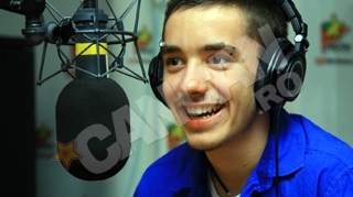 Adrian Tutu: "Daca nu ramaneam fara parinti nu puteam niciodata sa scriu asemenea versuri"