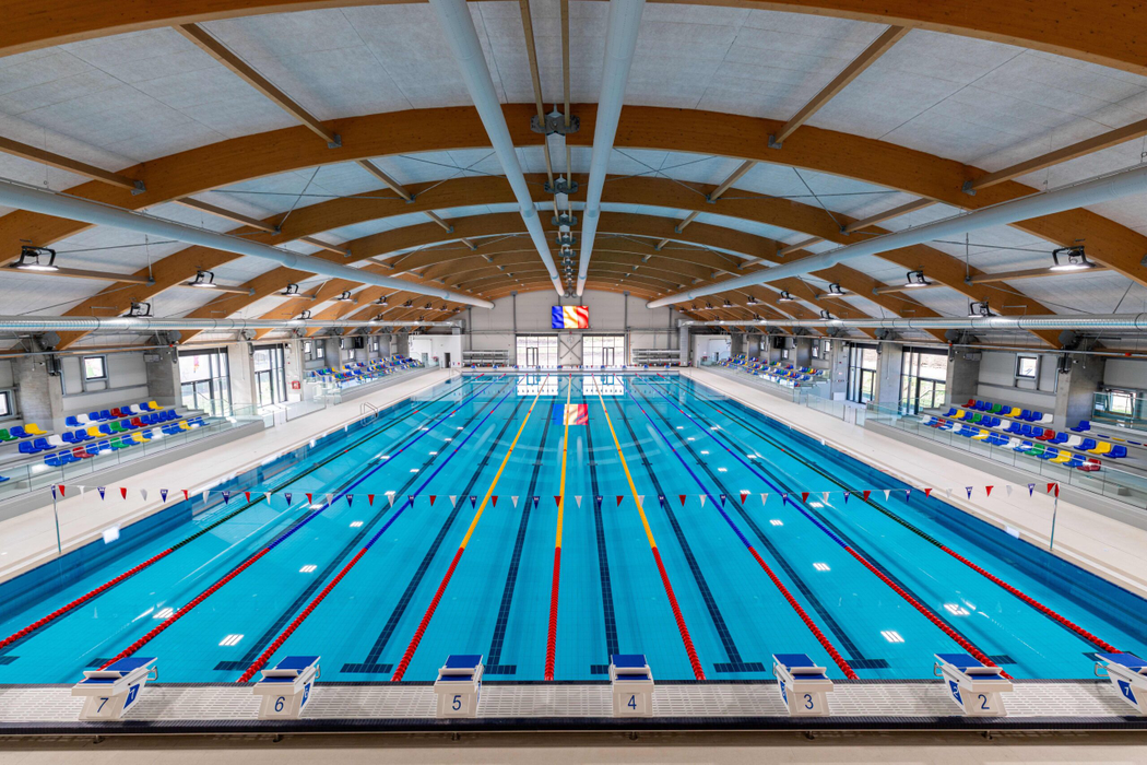 Fundația Țiriac lansează programe gratuite de inițiere în înot, scrimă și judo, la noua locație  Allianz-Țiriac Summer Arena din Otopeni