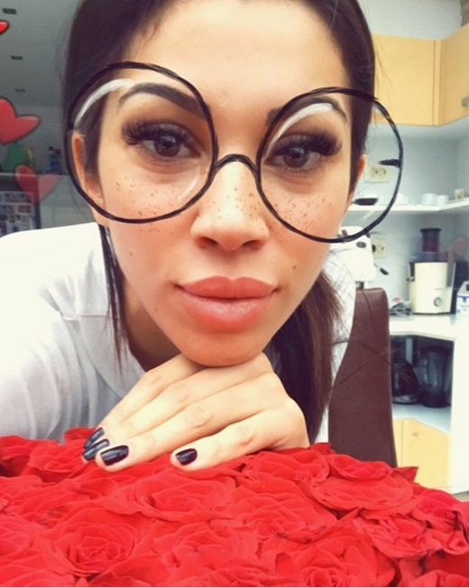 Soția lui Pepe și-a pus lentile de contact: „Aproape nu te-am recunoscut”