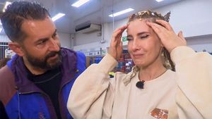 Printre lacrimi, Iulia Albu a spus adevărul despre divorțul de Mihai Albu, la America Express de la Antena 1