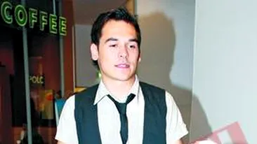 Razvan Simion a bagat mana in WC