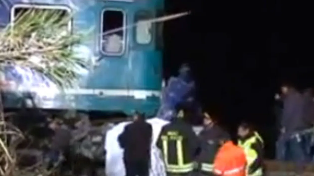 Accident cumplit în Italia! Şase români au murit după ce maşina lor a fost lovită de tren