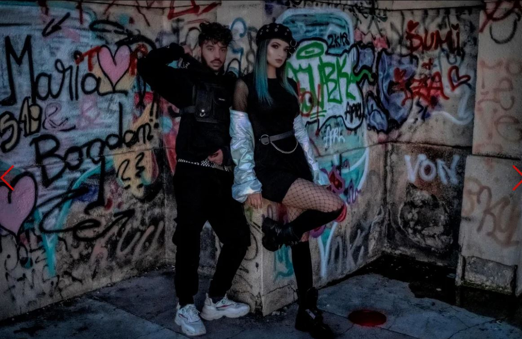 Sarah și David au scos prima piesă împreună acum mai bine de doi ani (Foto: Facebook)
