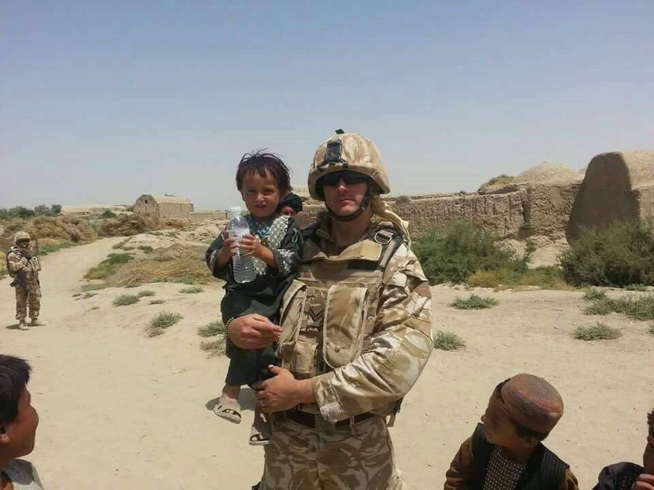 Un român luptă în Afganistan pentru a-și salva fiul