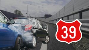 Tragedie pe litoral. Un bărbat din Buzău a sărit dintr-o mașină aflată în mers și a fost lovit de două autoturisme