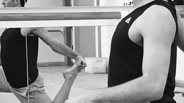 Un star de la Hollywood a dezvăluit sexul bebelușului, după ce a fost criticat că a apelat la o mamă surogat, asemenea lui Kim Kardashian