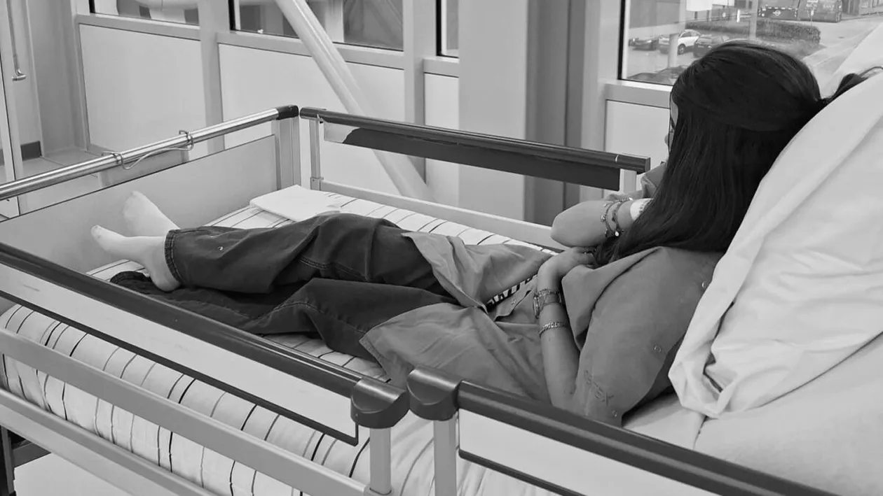 Doliu în rândul influencerilor! Jade Kops a murit la 19 ani, răpusă de o boală extrem de rară