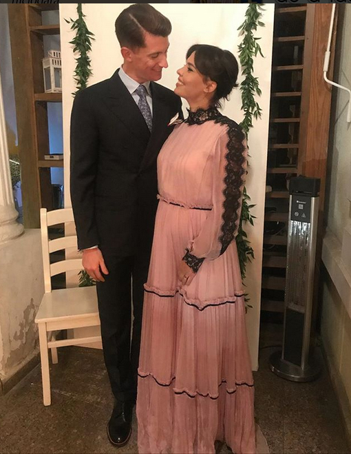 Andreea Popescu, fosta dansatoare a Deliei va deveni mămică! Chiar artista a făcut anunţul: ”Bebe”