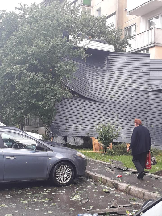 Potop în România! Imagini apocaliptice în marile orașe din țara noastră, în urma haosului meteorologic