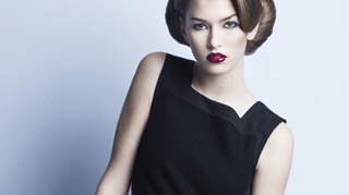 Coafuri pentru par lung inspirate din anii '30-'70! Stilul retro, sursa de creatie pentru hair-stylistii internationali