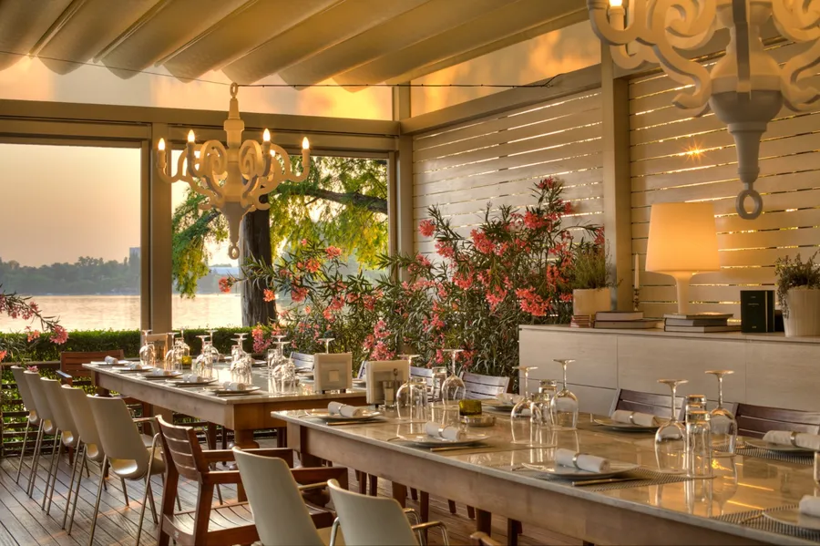 Friptura de 282 de lei de la restaurantul vedetelor din București. Cum arată meniul faimoasei „Casa di David” din Capitală