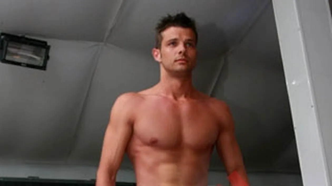 Ricky si-a inscriptionat masina Tu da bi da best?