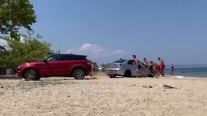VIDEO. A comis-o și în Grecia! Cum s-a făcut de râs un șofer român, aflat în vacanță la Thassos