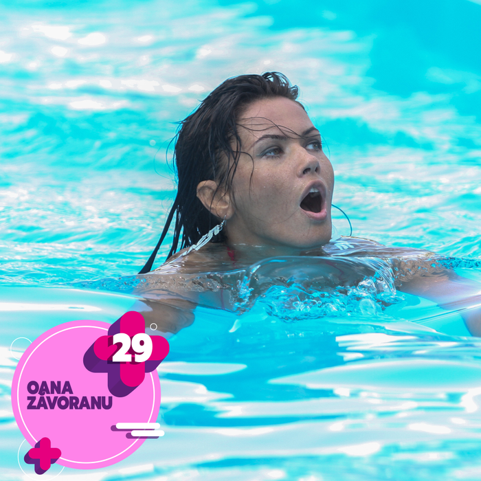 TOP 30 de vedete care au încins atmosfera pe litoral cu cele mai sexy scheme de înot. Mădălina Ghenea, Ramona Olaru sau Delia se scufundă mai bine decât scafandrii