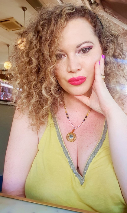 Oana Lis, făcută praf de internauţi. Ce a putut să îi spună o femeie întrece orice imaginaţie