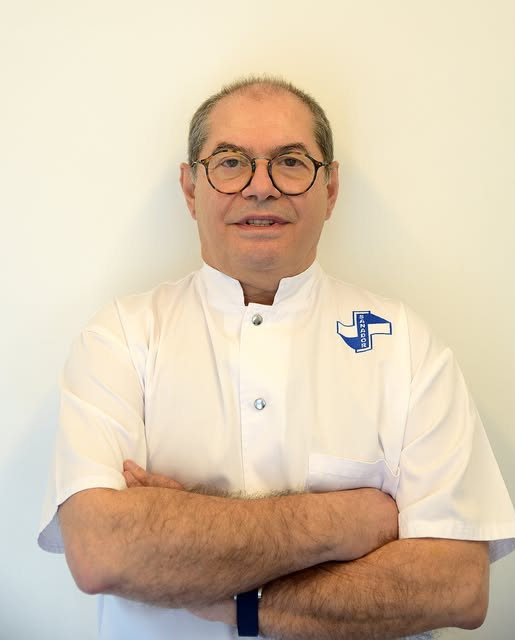Doliu în medicina românească. S-a stins Nicolae Poiană, „îngerul” care a adus speranță pentru mii de familii
