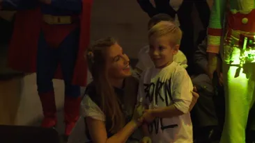 A implinit 5 ani, iar parintii i-au pregatit o petrecere ca-n povesti! Vezi cum s-a distrat baiatul Corinei la ziua lui!