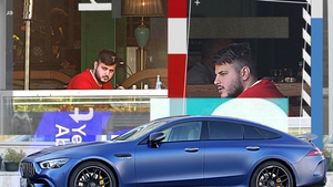 “Prințișorul Craiovei” a apărut “pă Capitală” cu un GT 63 AMG de 150.000 €