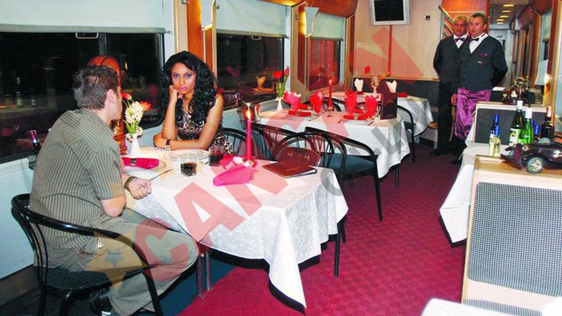 Cina romantica in tren, alaturi de Laurette