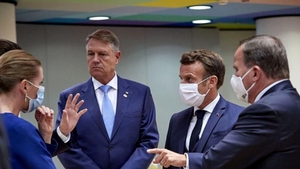 Marcel Ciolacu răspunde acuzațiilor făcute de Klaus Ioannis cu o fotografie: „Nu toți suntem roboți în țara asta”