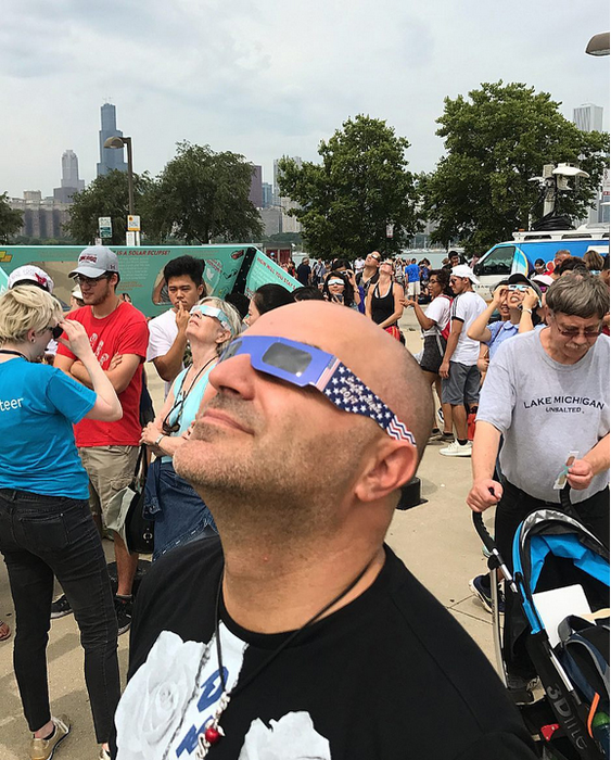 Dan Capatos a privit eclipsa din America! Reacţia fabuloasă a unui fan invidios: „Poate…”