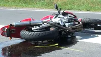 Doi piloți, tată și fiu, au murit în același timp într-o competiție de motociclism