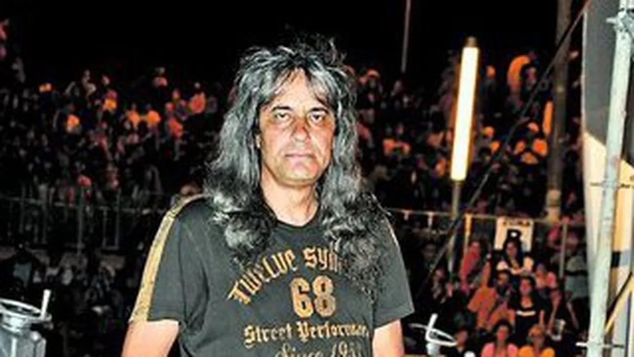 Minculescu, tinut o ora pe bara