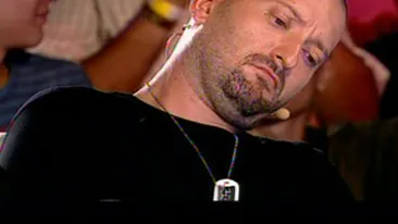 Cheloo si-a asumat rolul de scarba si papagal la X Factor! A facut patru concurenti sa cedeze nervos dupa ce i-a tachinat rau cu verdictul