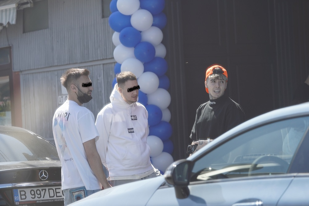"Băieții adoptivi" ai lui Velea își umplu timpul liber