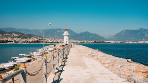 Avantajele de care te poți bucura dacă rezervi un last minute în Antalya