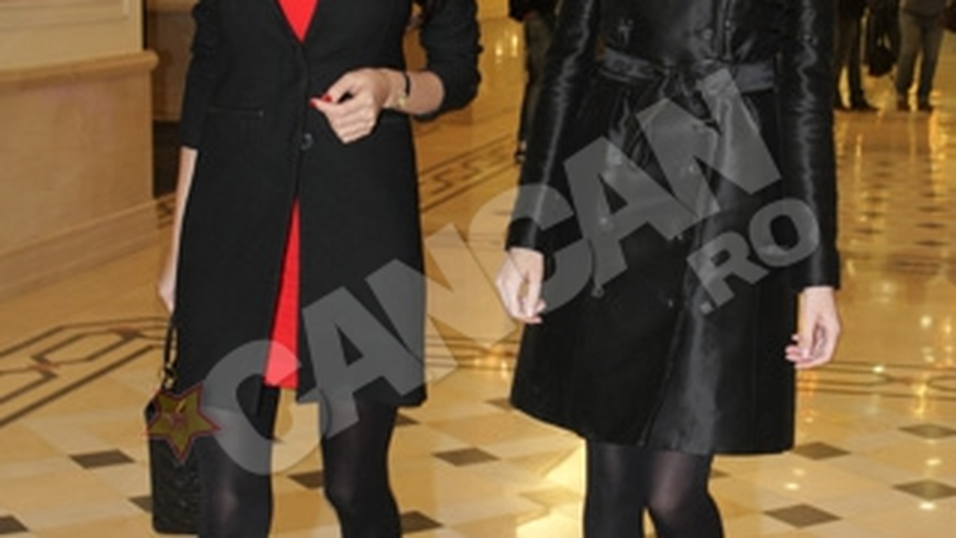 Monica Gabor se scuza ca de patru zile nu si-a vazut fetita! "Am vrut sa stau cu ea, dar Iri mi-a spus ca nu am nicio sansa!"