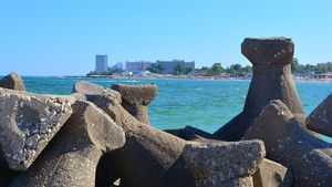 Vacanță cu 50 de lei pe noapte, pe litoralul românesc! Vești bune pentru românii care merg în septembrie la mare