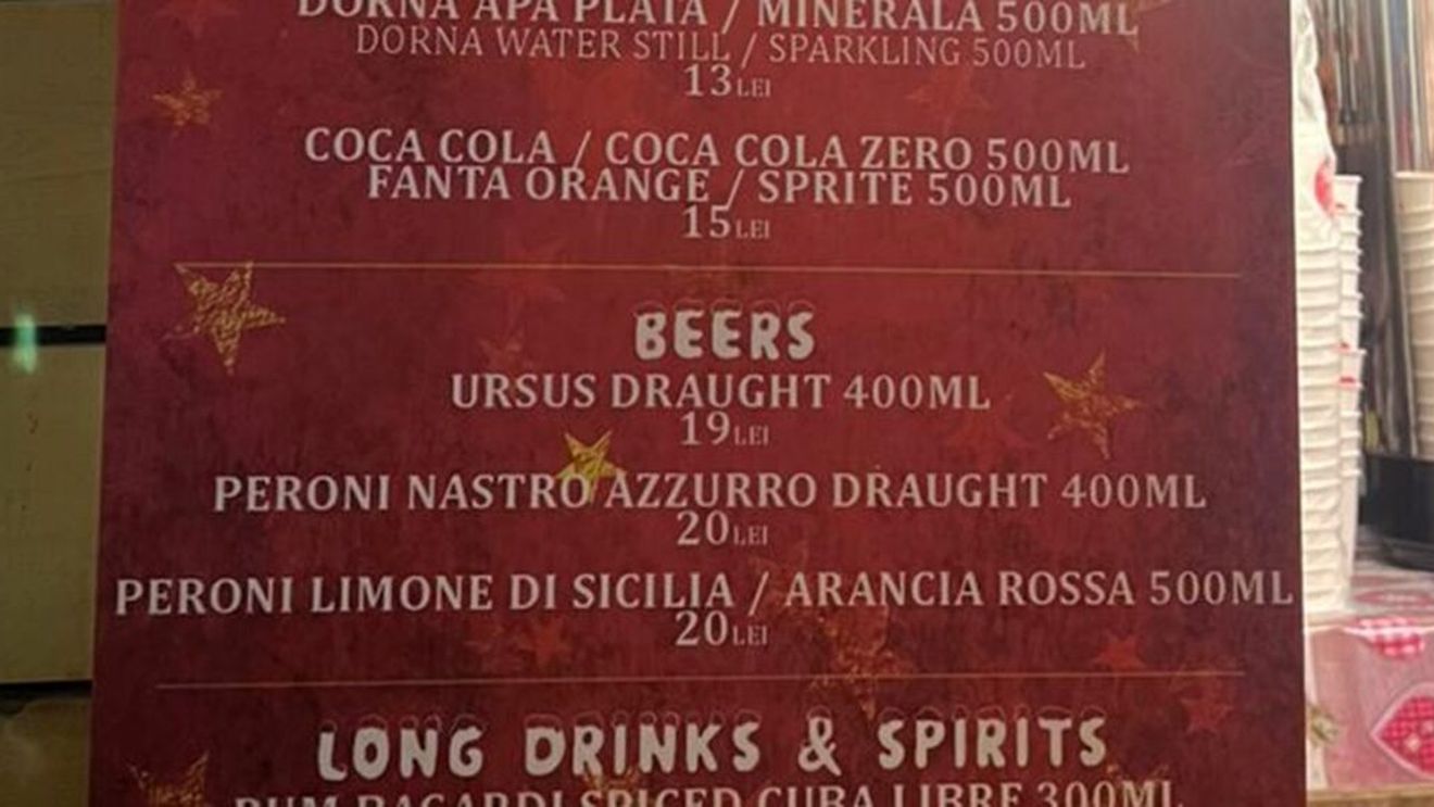Cât costă o bere la draft, la Târgul de Crăciun din Piața Constituției. Bucureștenii au crezut că este o eroare