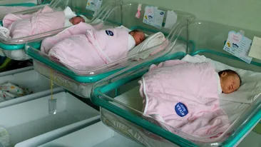 O fostă asistentă medicală, mărturisire uluitoare pe patul de moarte: ”Am schimbat 5000 de bebeluși la naștere!”
