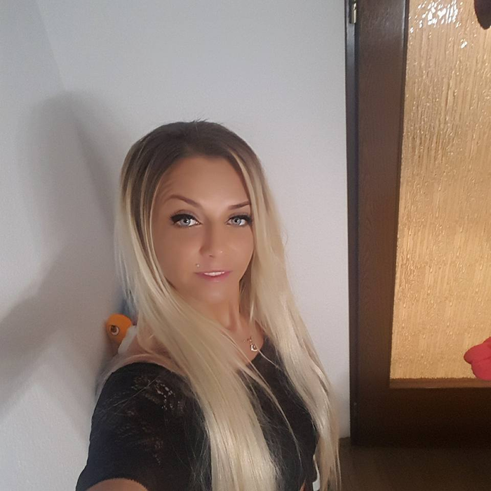 Maria, noua iubită a manelistului
