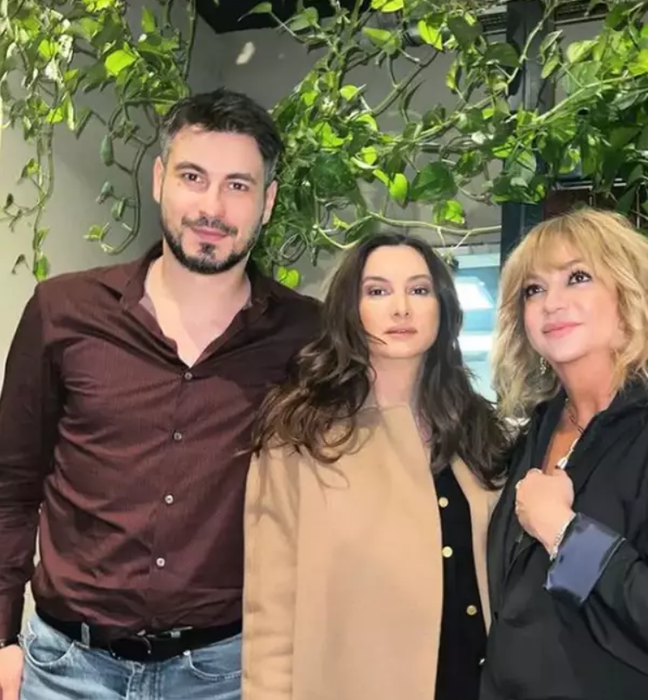Maria Pițurcă și copiii ei, Alexandru și Claudia