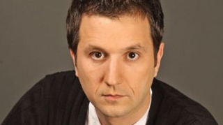 Andi Moisescu il "critica" pe Cristian Gog: "Foloseste trucuri ieftine, pe care le poate cumpara oricine de pe internet" Vezi cum poti castiga si tu marele premiu