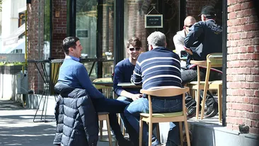 Mihai Leu, vesel după ce a învins cancerul! Cu cine s-a distrat fostul mare boxer