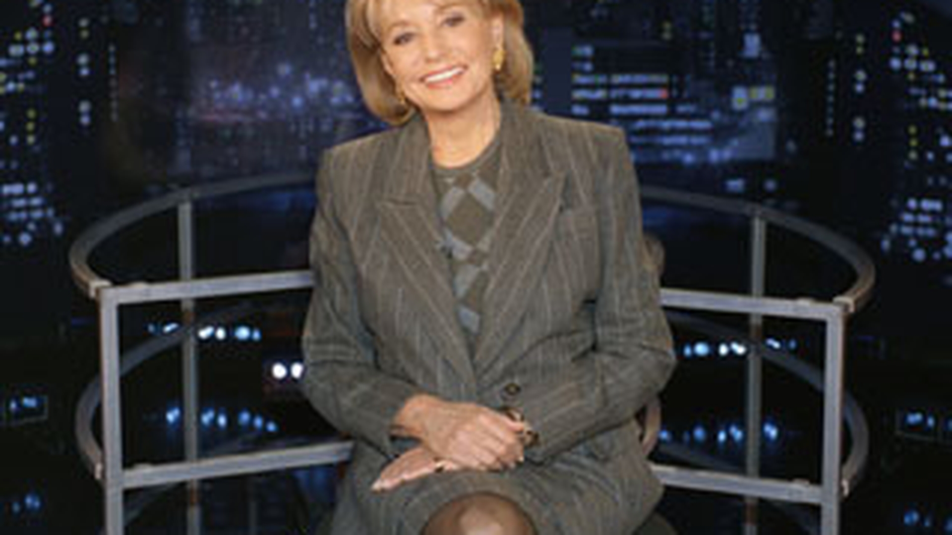 VIDEO Realizatoarea TV Barbara Walters va fi supusa unei operatii pe cord!