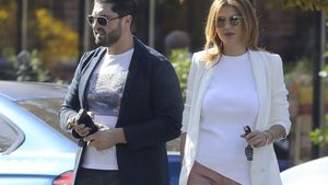 Au trecut aproape doi ani de la divorţ. Fosta soţie a celebrului politician a rămas gravidă cu noul iubit,  dar ascunde sarcina!