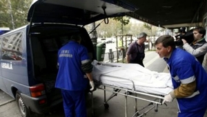 Scene șocante în cimitirul din Ploiești! Procurorii au dezgropat mortul încurcat la Morgă