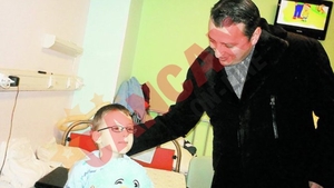 Stefan Florescu a vizitat copiii bolnavi de cancer