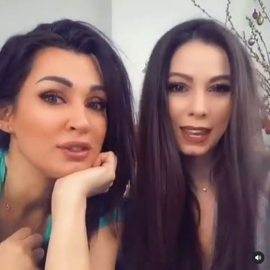 Iuliana și Nicoleta Luciu, poză de album alături de mama lor! Care dintre surorile celebre o moștenește cel mai mult