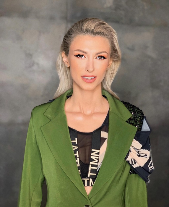Andreea Bălan se mărită. Vezi cum arată invitația și află cine sunt nașii