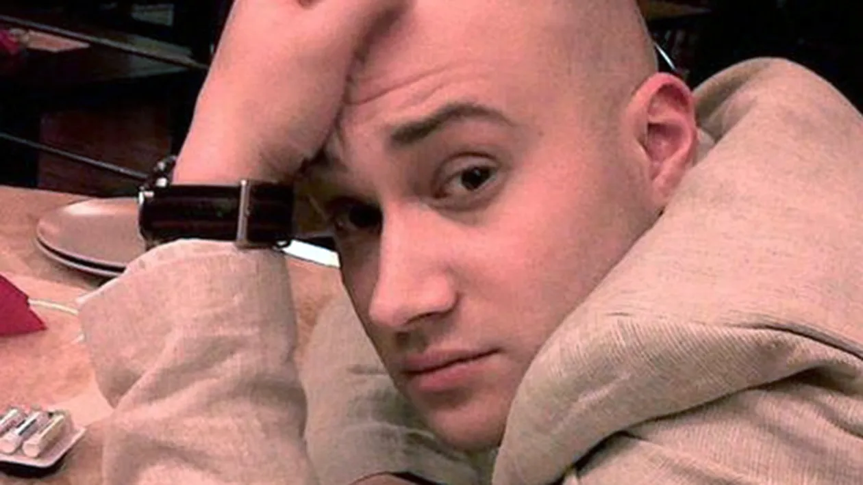 Mihai Bendeac a baut pana nu a mai stiut de el. Prietenii isi fac griji pentru el: O sa mori ca...