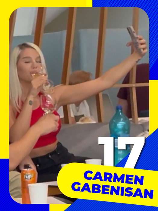 TOP 30 VEDETE care fac live-uri, story-uri și selfie în public, dar… Cum arată din celălalt unghi! Nici dacă te chinuiai nu le prindeai așa!