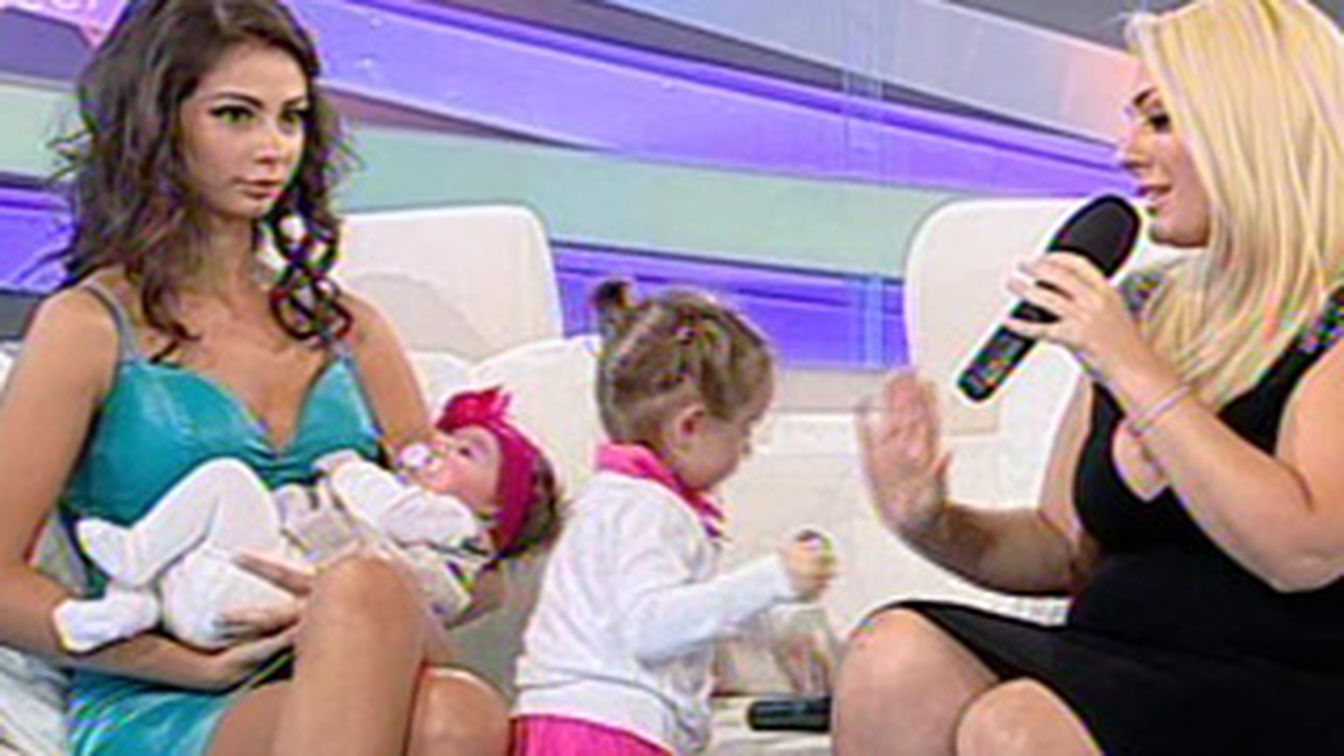 Uite ce fetite frumoase are Giulia Nahmany! Iuliana Luciu i-a fost babysitter!