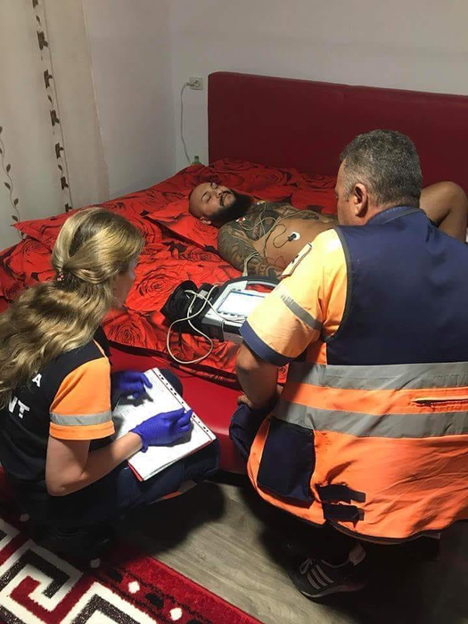 Dani Mocanu a chemat de urgență ambulanța! Manelistul, conectat la aparate