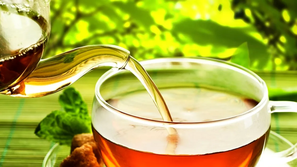 Beneficiile ceaiului verde. Îmbunăţeşte performanţele creierului, te ajută să slăbeşti, păstrează sănătatea dinţilor şi...
