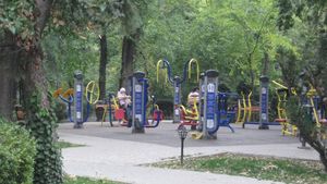 Primăria închide parcurile din București! Ce decizii s-au mai luat pentru a contracara răspândirea COVID-19